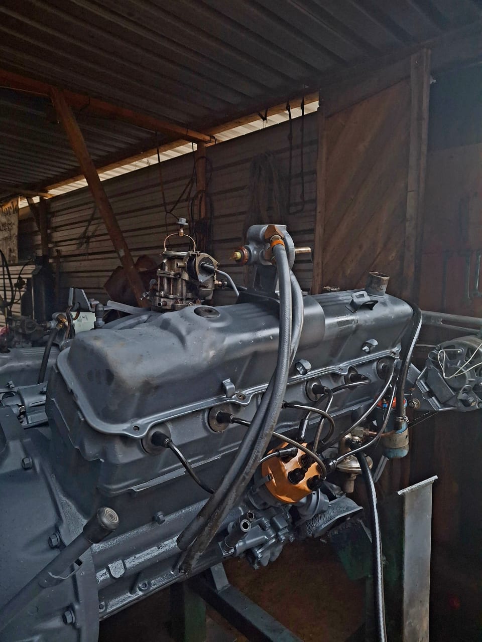 Chrysler valiant 3.7 slant six 225 engine