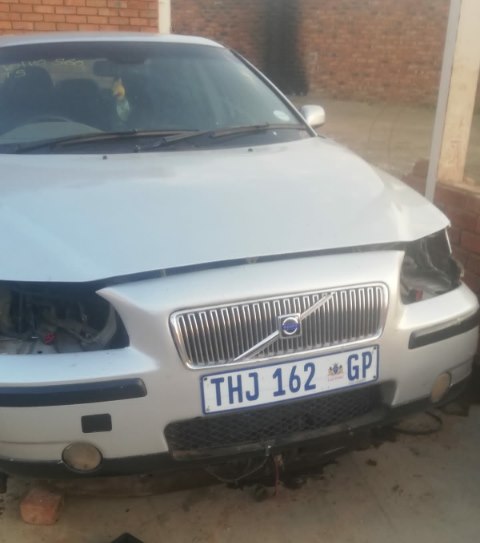 Volvo Vehicles For Stripping - Private Seller