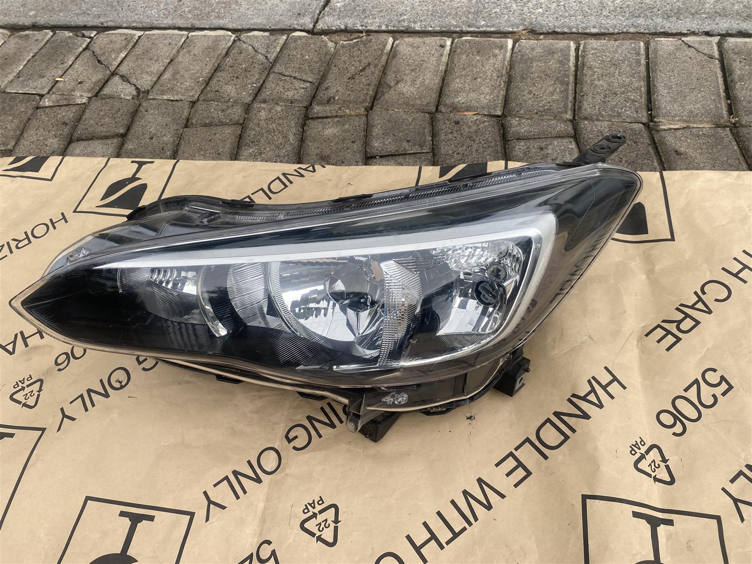 2019 SUBARU IMPREZA HALOGEN HEADLIGHT LEFT SIDE FOR SALE. IN EXCELLENT CONDITION - Private Seller