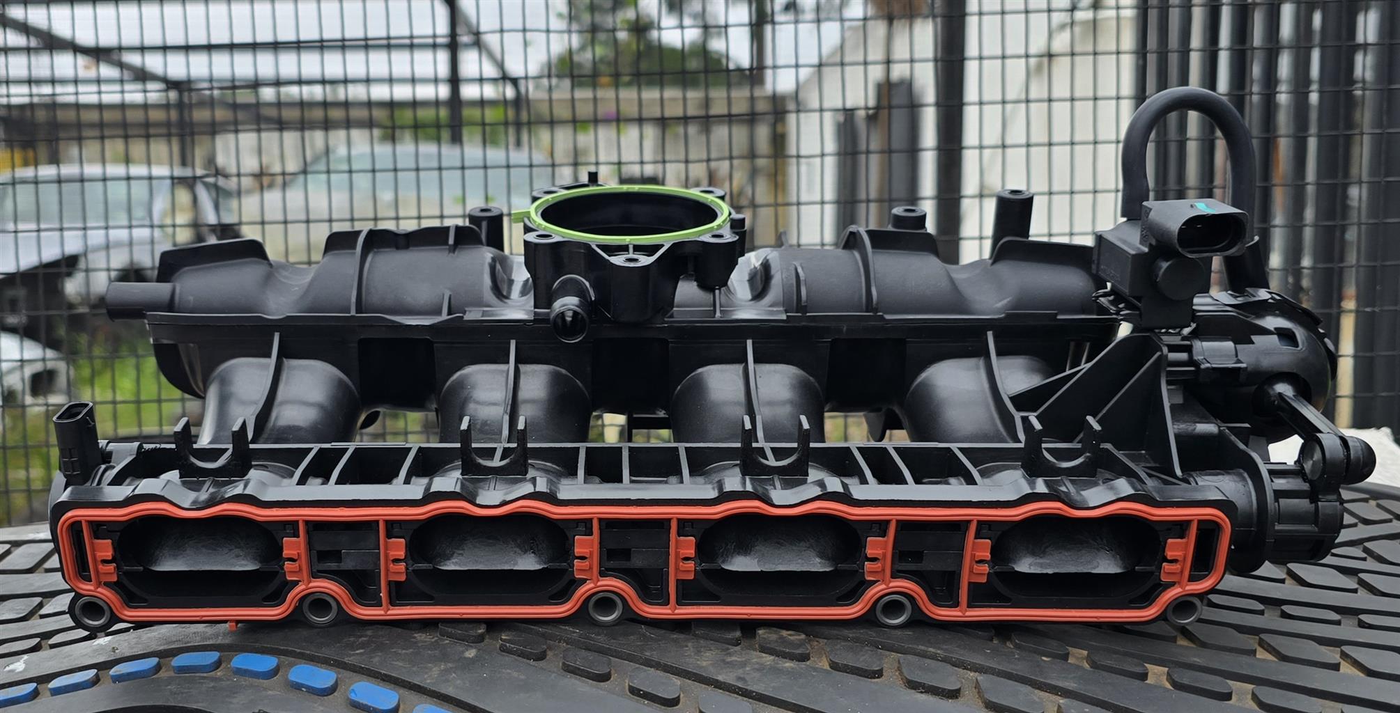 New stock arrivals  Intake manifold  Golf 6 gti ccz - Private Seller