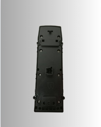 🚘 NEW MERCEDES W204 LEFT FRONT WINDOW SWITCH - Private Seller