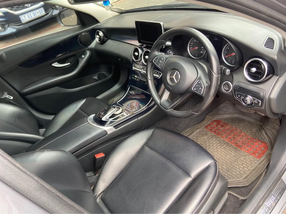 2016 Mercedes Benz C180 90000km