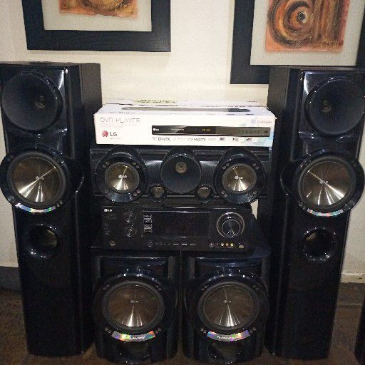 LG 5.2 channel home theatre system for sale 