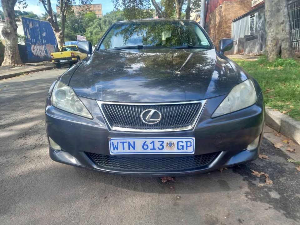 2008 LEXUS IS250 PETROL, AUTOMATIC, GREY, SERVICE BOOK, LEATHER SEATS
