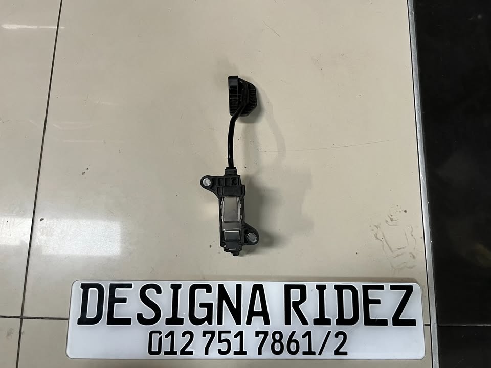 LEXUS NX200T ACCELERATOR PEDAL AVAILABLE. - Private Seller LEXUS NX200T ACCELERATOR PEDAL AVAILABLE. - Private Seller