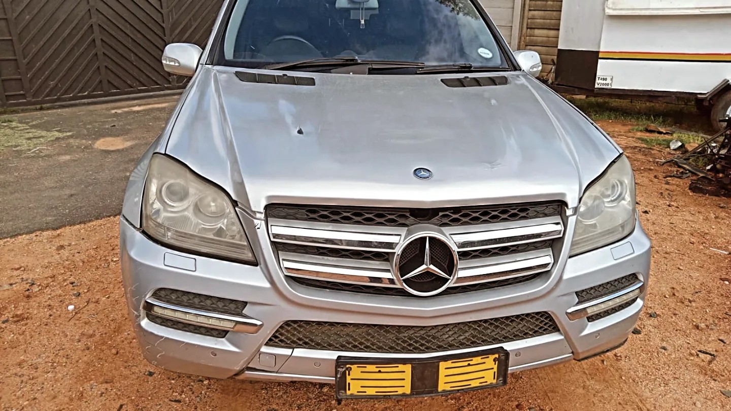 Mercedes Benz W164 GL320 with M642 engine now Stripping for Spares - Private Seller Mercedes Benz W164 GL320 with M642 engine now Stripping for Spares - Private Seller