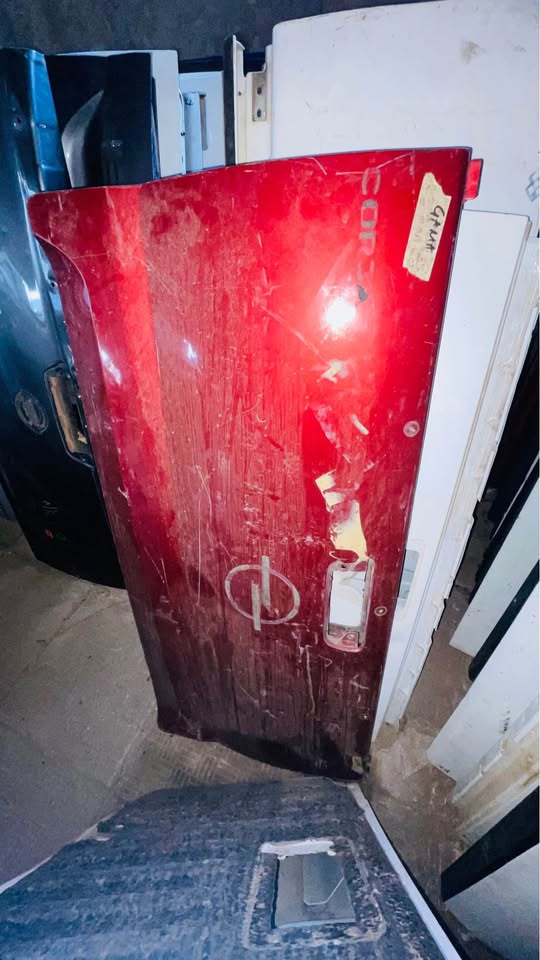 Opel Corsa Gama tailgate - Private Seller