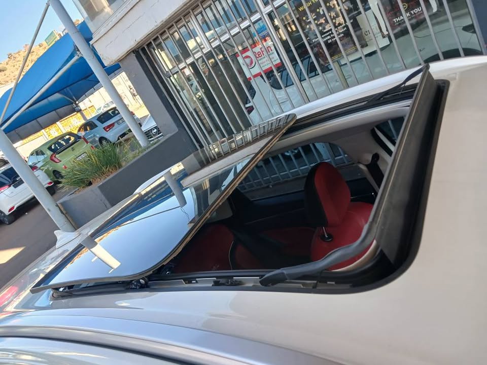 2022 HAVAL JOLION 1.5T SUPER LUXURY  Transmission: Auto Mileage: 35000km Fueltype: Petrol  White