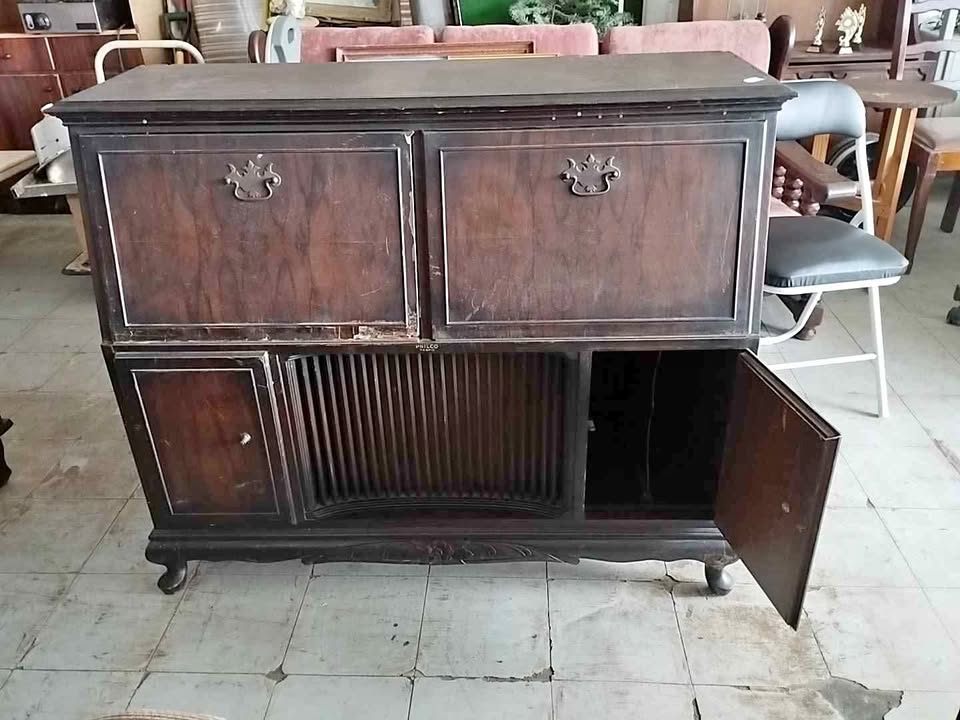 Antique Radiogram for Sale Not working Antique Radiogram for Sale Not working