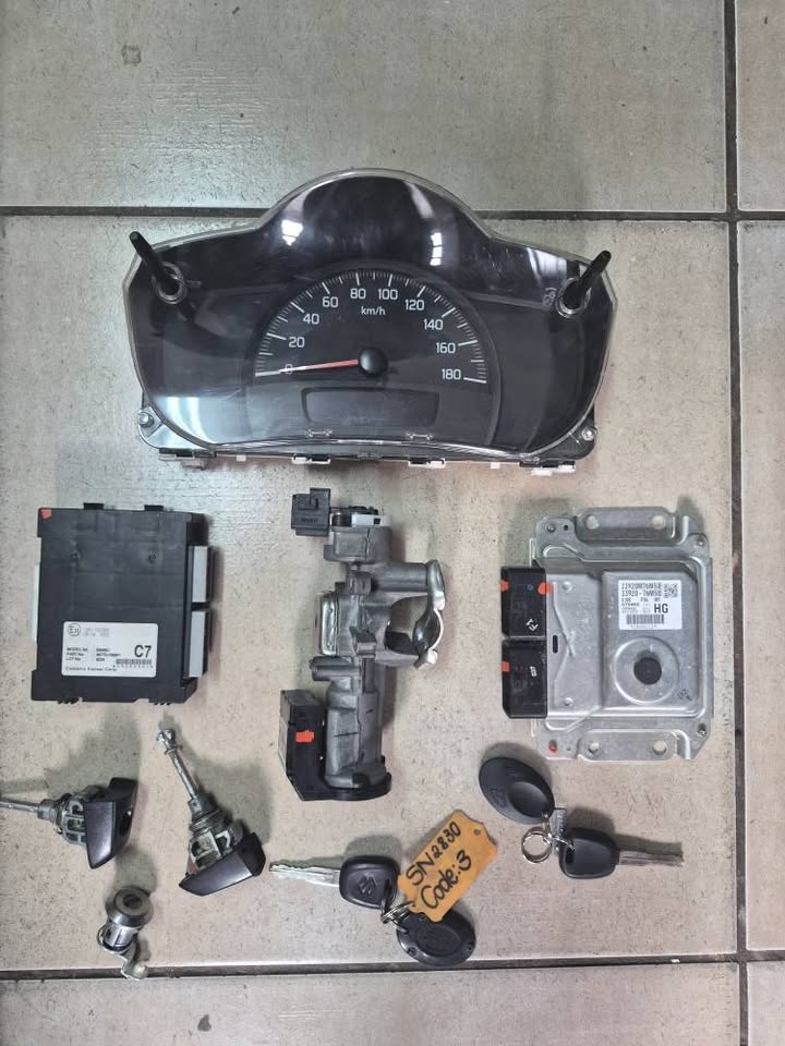 Suzuki Celerio Complete Lockset Available Call or WhatsApp Willem - Private Seller Suzuki Celerio Complete Lockset Available Call or WhatsApp Willem - Private Seller