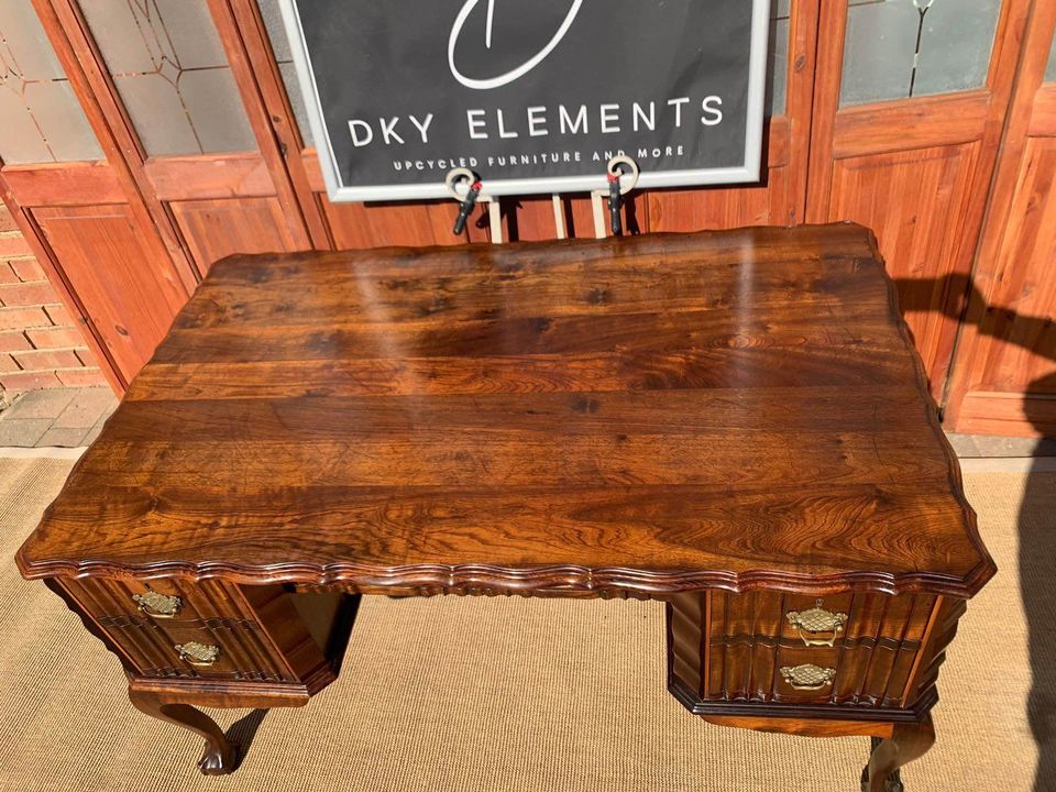 Antique Ball and Claw Desk / Office Table