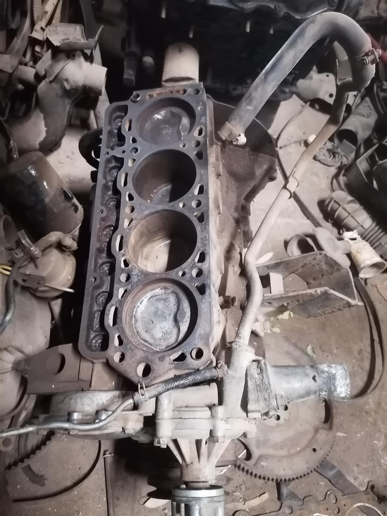 4y half engine for sale - Private Seller 4y half engine for sale - Private Seller