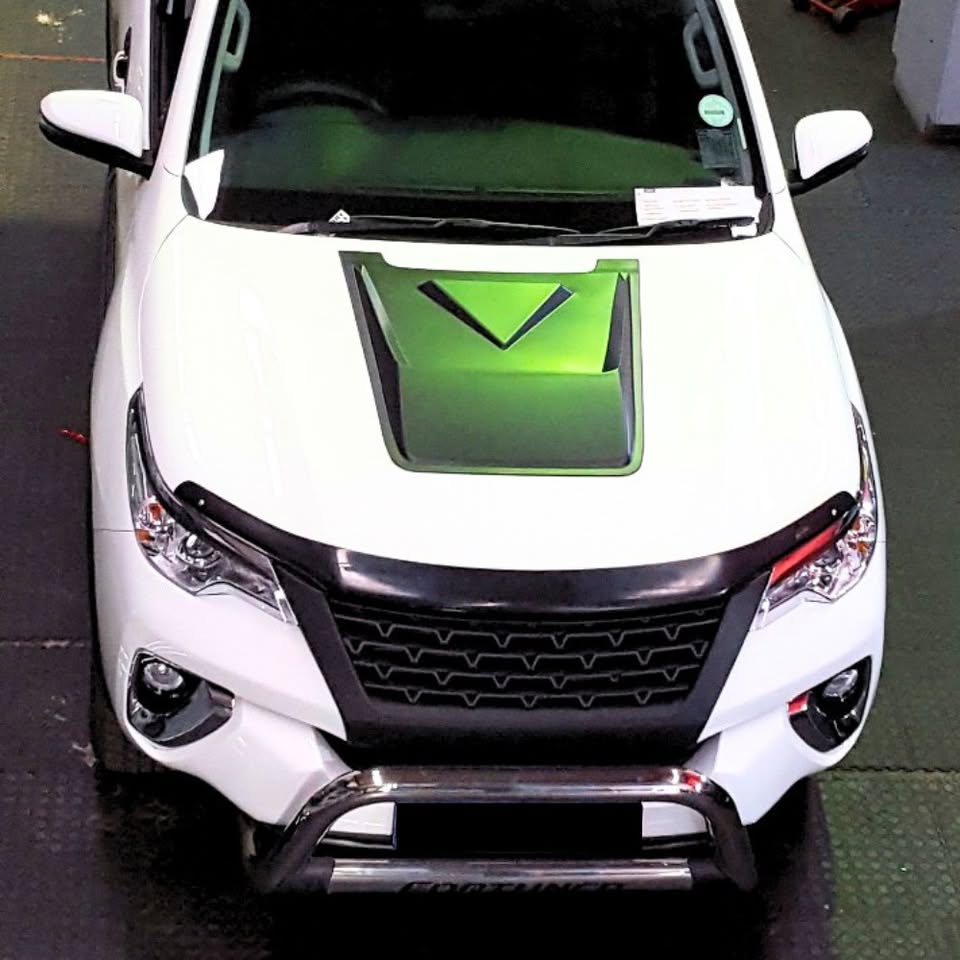 Toyota Fortuner Accessories - Private Seller Toyota Fortuner Accessories - Private Seller
