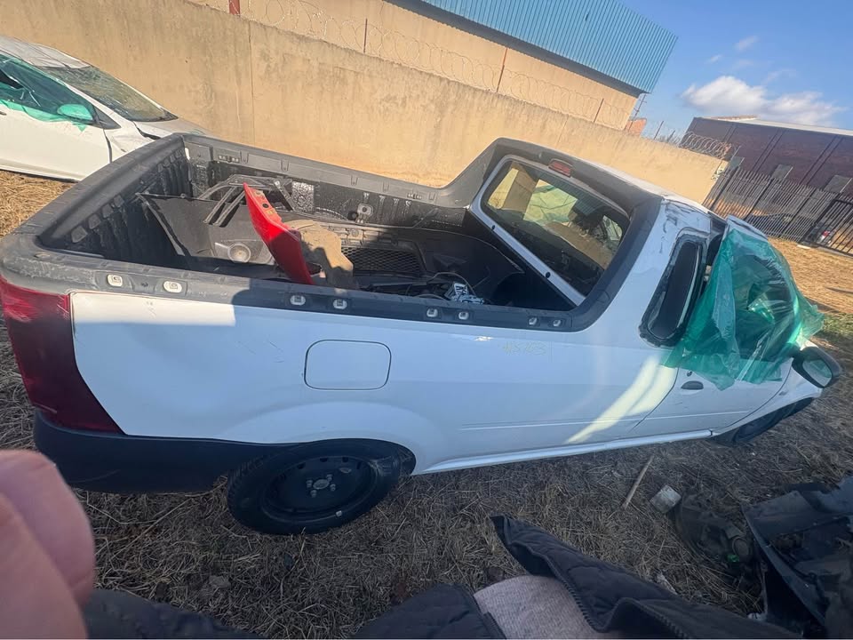 Nissan np200 1.6 stripping for spares code 4 - Private Seller Nissan np200 1.6 stripping for spares code 4 - Private Seller