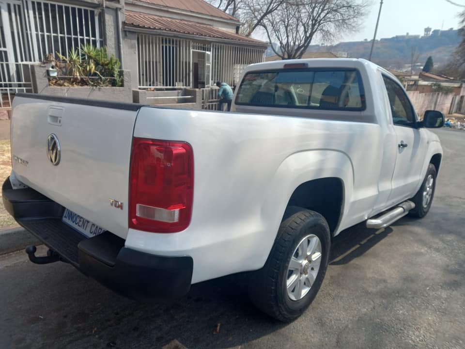 2011 VW AMAROK 2.0 TDI ENGINE DIESEL, MANUAL, WHITE COLOR, MILEAGE 129000KMS,