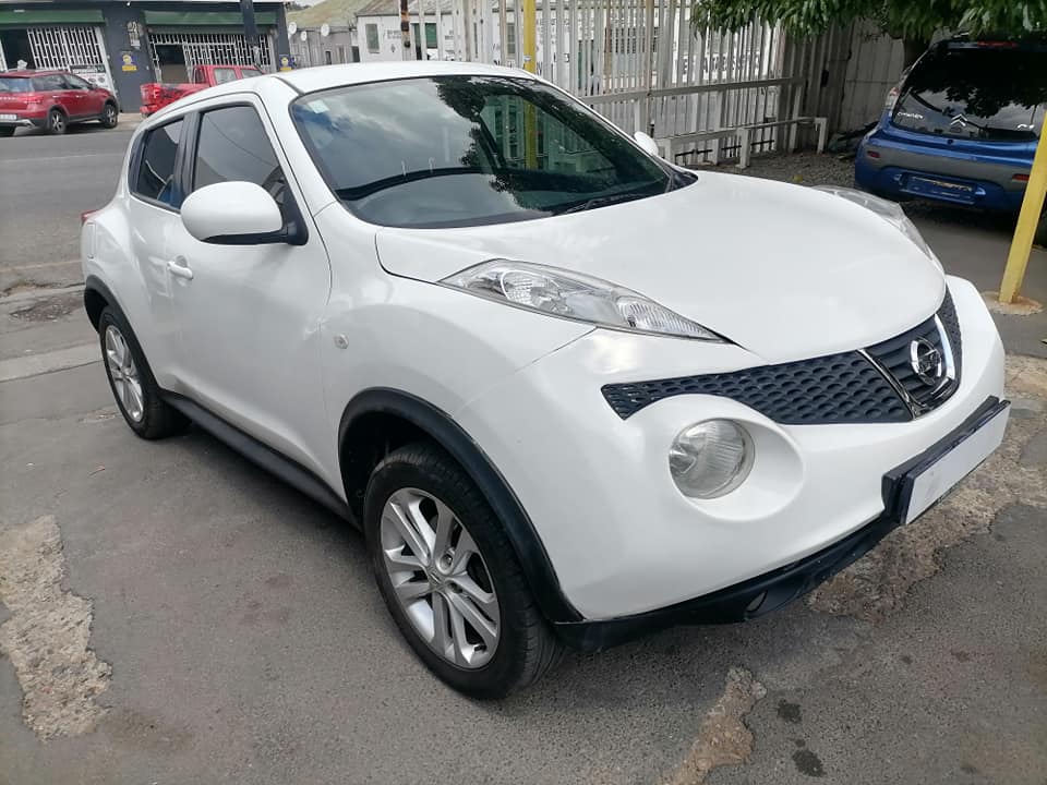 2013 Nissan Juke 1.6 leather interior