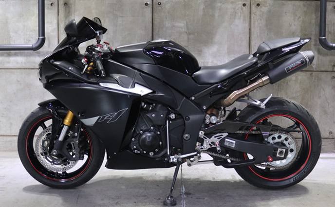 2011 Yamaha YZF-R1 Big Bang - Private Seller 2011 Yamaha YZF-R1 Big Bang - Private Seller