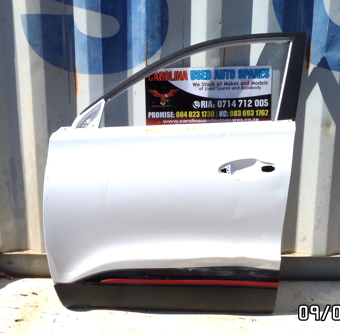 Chery Tiggo 4 pro left side front door with door trimming/moulding - Private Seller Chery Tiggo 4 pro left side front door with door trimming/moulding - Private Seller