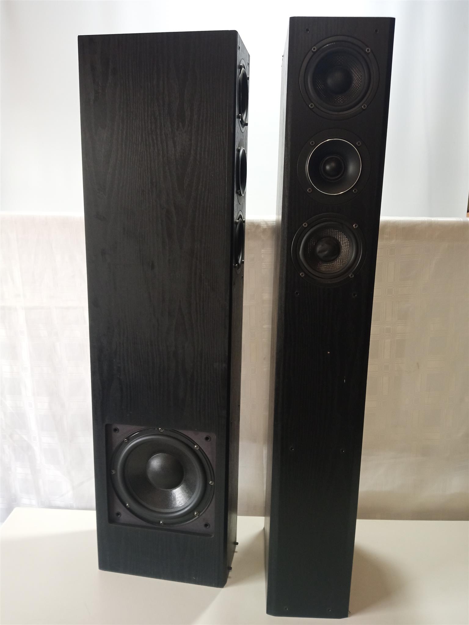 Acoustic Research (AR) Speakers