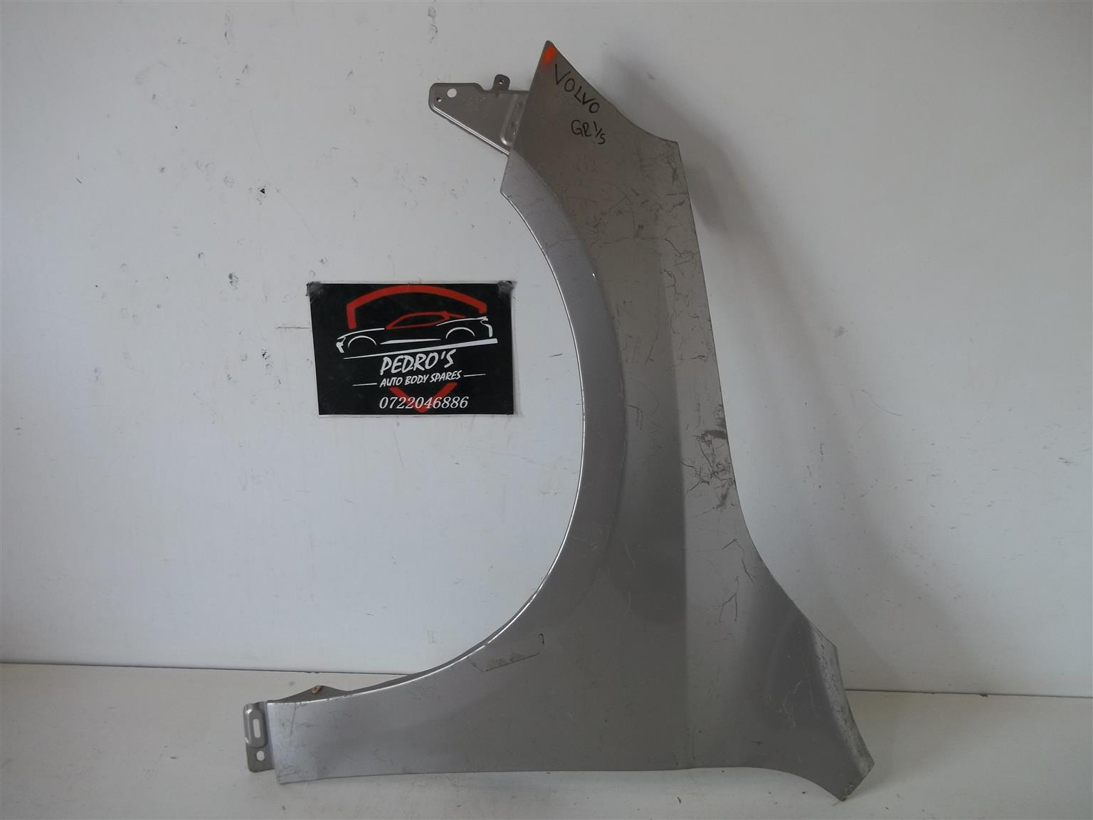 Volvo left front fender - Private Seller Volvo left front fender - Private Seller