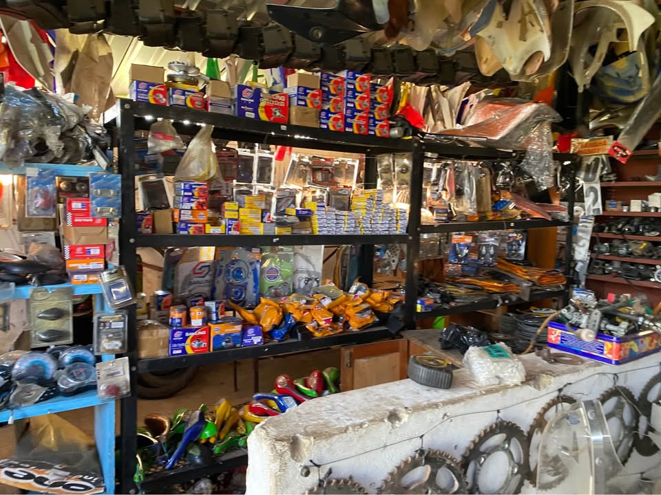 Yamaha Blaster head. Meyerton bike scrapyard new and secondhand spares. - Private Seller