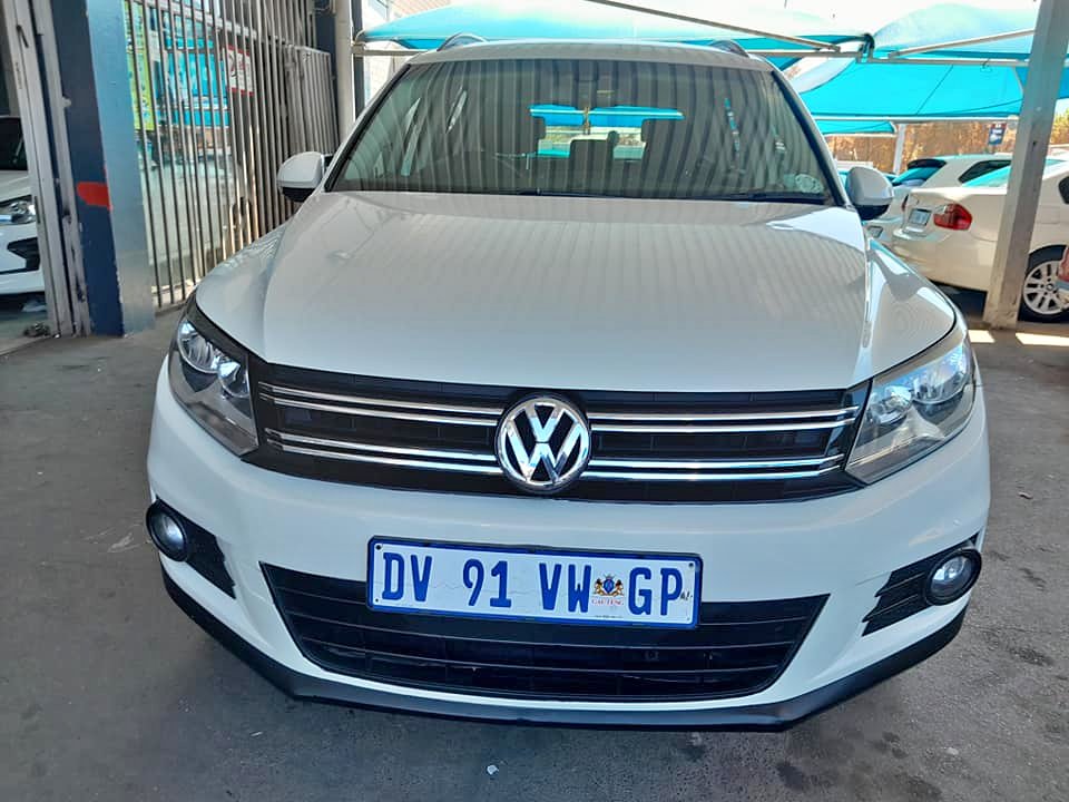 2015 VW TIGUAN 2.0 AUTOMATIC
