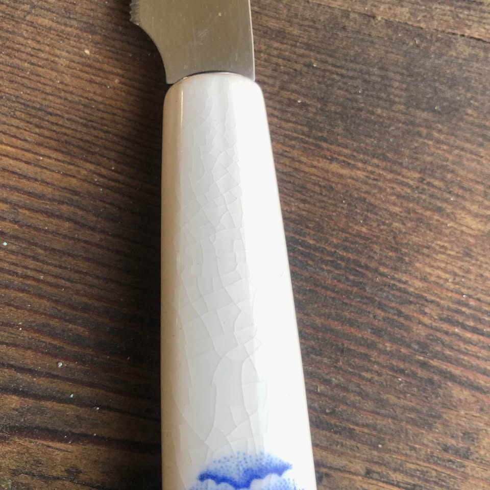Elesva Holland Delft Blue Cheese Knife – Windmill Motif