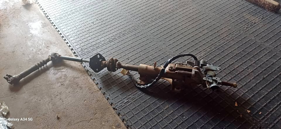 Isuzu go big steering shaft - Private Seller Isuzu go big steering shaft - Private Seller