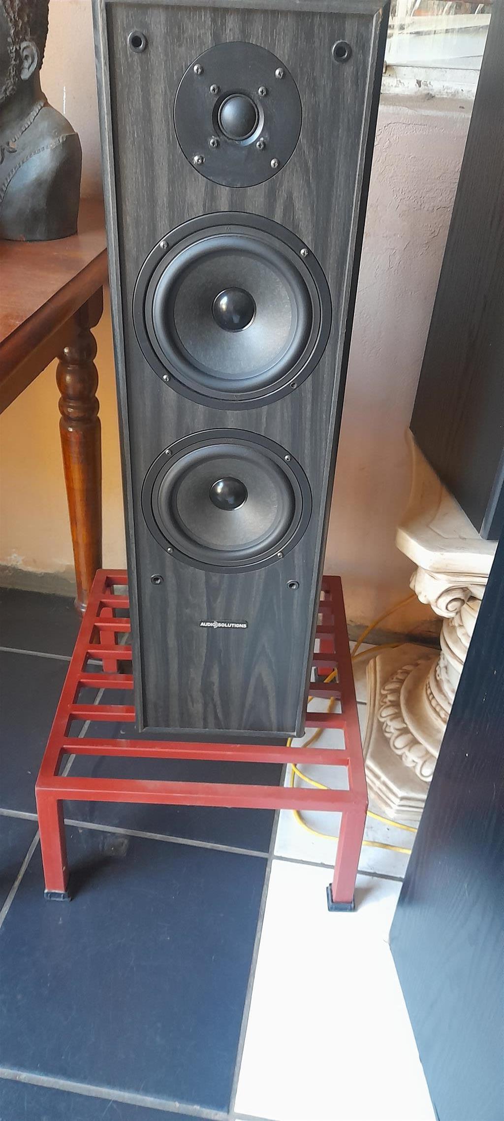 Steel Speaker Stands Steel Speaker Stands