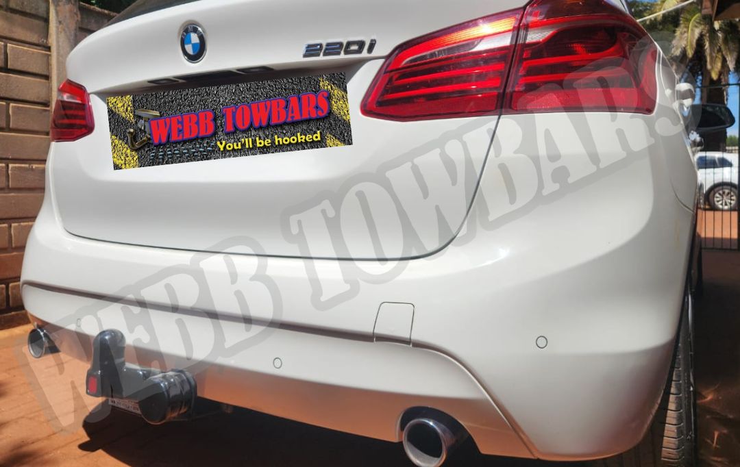 BMW 2 Series Active Tourer Standard/Detachable Towbars - Private Seller BMW 2 Series Active Tourer Standard/Detachable Towbars - Private Seller