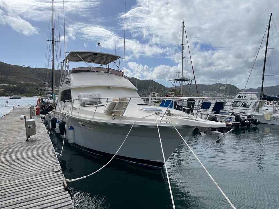 Boat Bertram 54 with 2 x Detroit Diesel 12V71 TIs & 2 x Cummins Onan gens CPT no vat