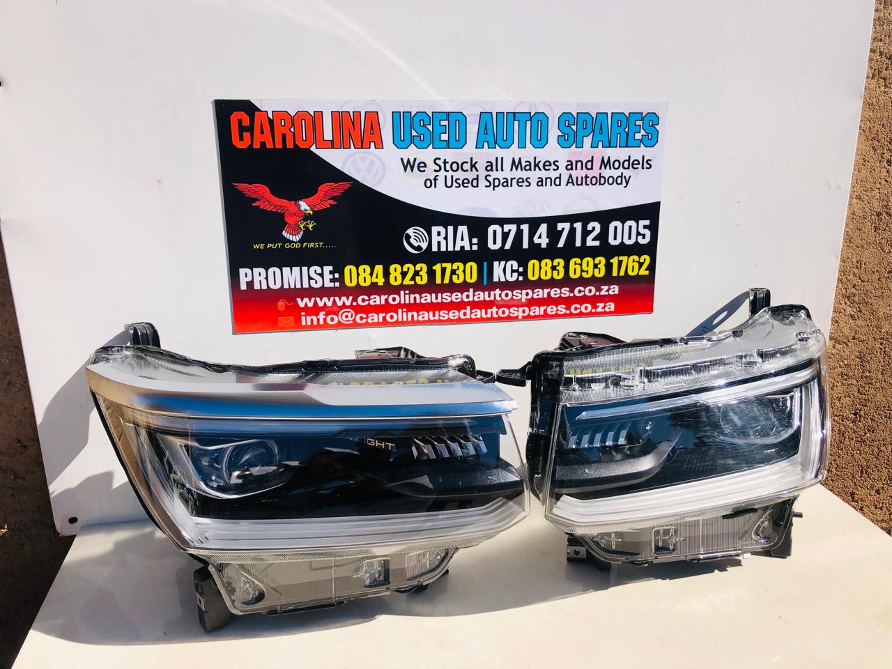 VW Amarok left and right side (IQ Light) LED Xenon headlights - Private Seller VW Amarok left and right side (IQ Light) LED Xenon headlights - Private Seller