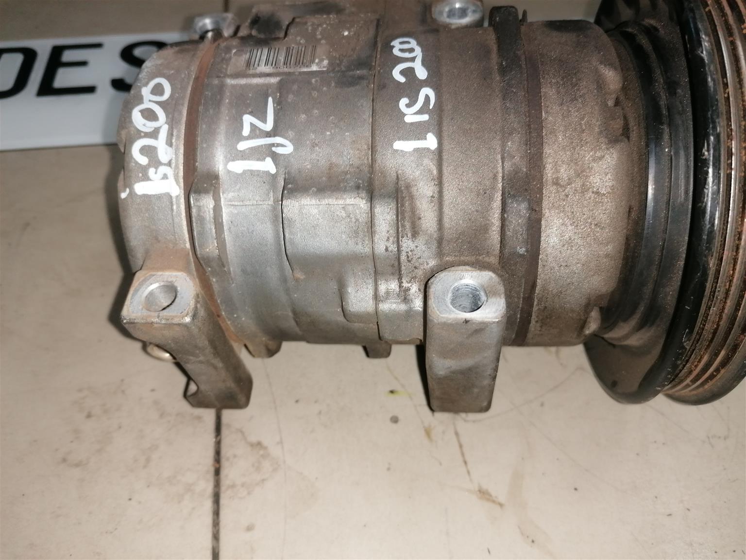 AIR CORN COMPRESSOR IS200/300 - Private Seller