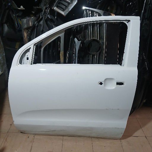 Ford ranger t8 Club cap door - Private Seller Ford ranger t8 Club cap door - Private Seller