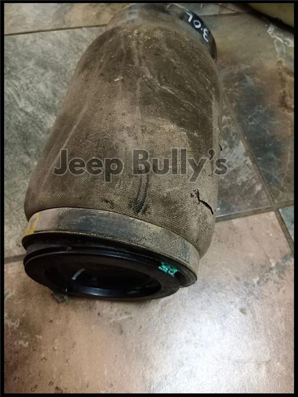 Jeep Grand Cherokee Wk2 Rear Air Bellow Available - Private Seller Jeep Grand Cherokee Wk2 Rear Air Bellow Available - Private Seller
