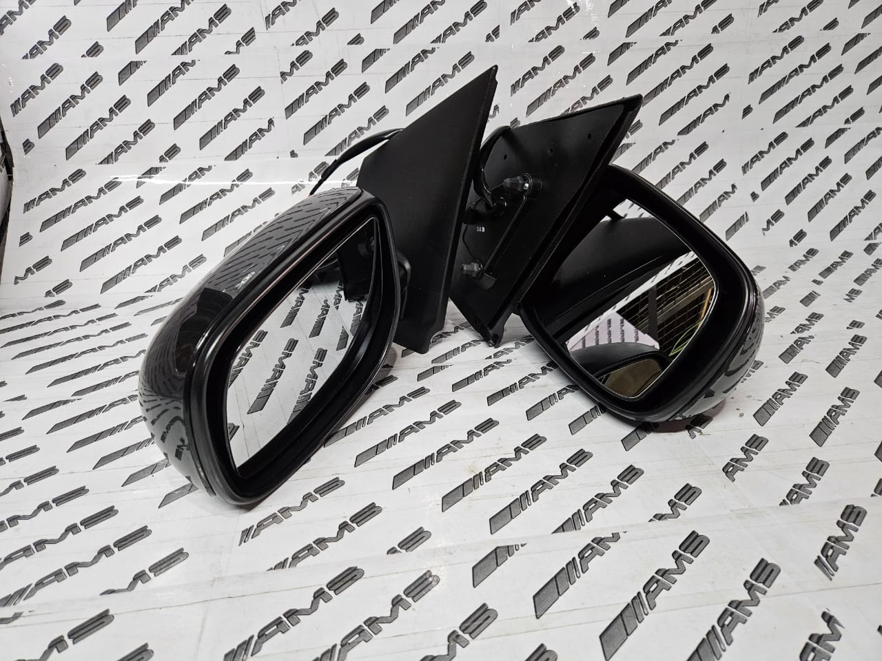 NewToyota Yaris Sedan Electric Door Mirrors - Private Seller NewToyota Yaris Sedan Electric Door Mirrors - Private Seller