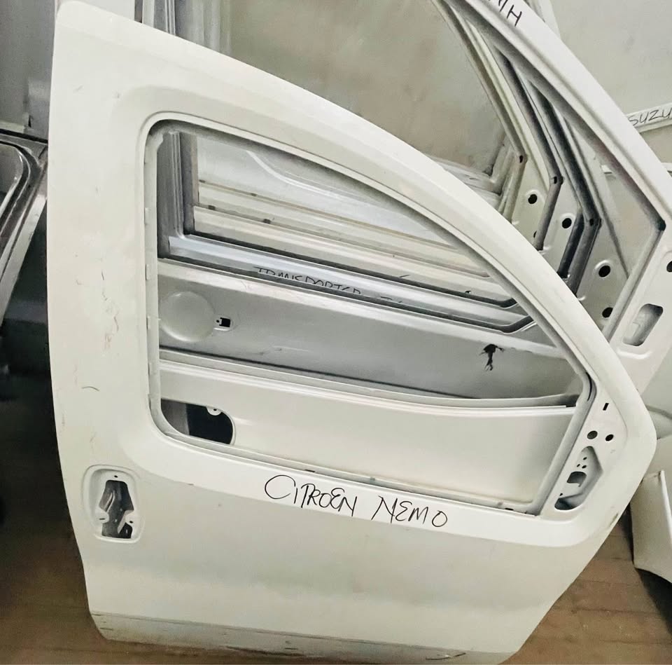 Citroen Nemo door - Private Seller Citroen Nemo door - Private Seller