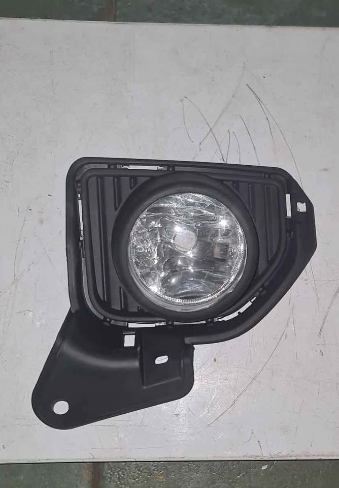 Toyota Quantum /Hiace 2014 LH/RH foglight - Private Seller Toyota Quantum /Hiace 2014 LH/RH foglight - Private Seller