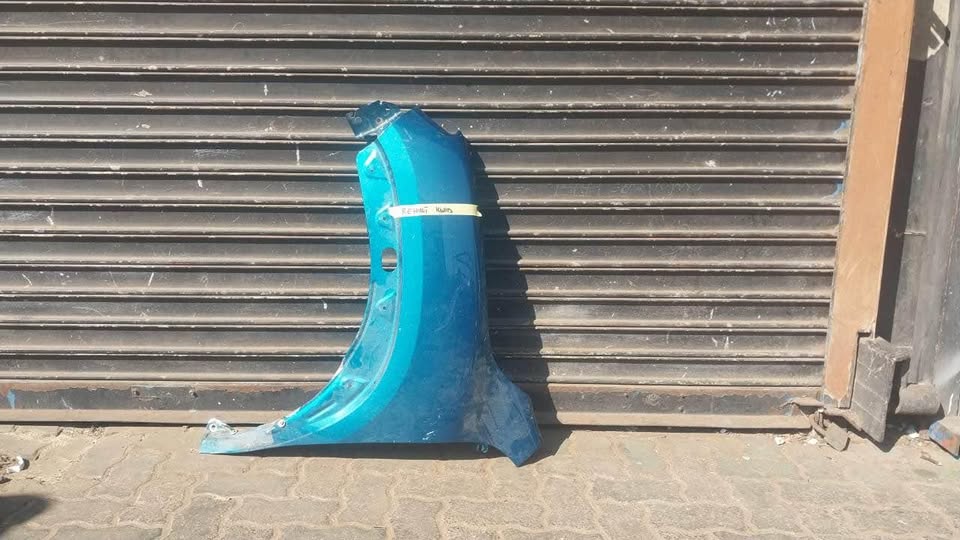 Renault Kwid fender - Private Seller Renault Kwid fender - Private Seller