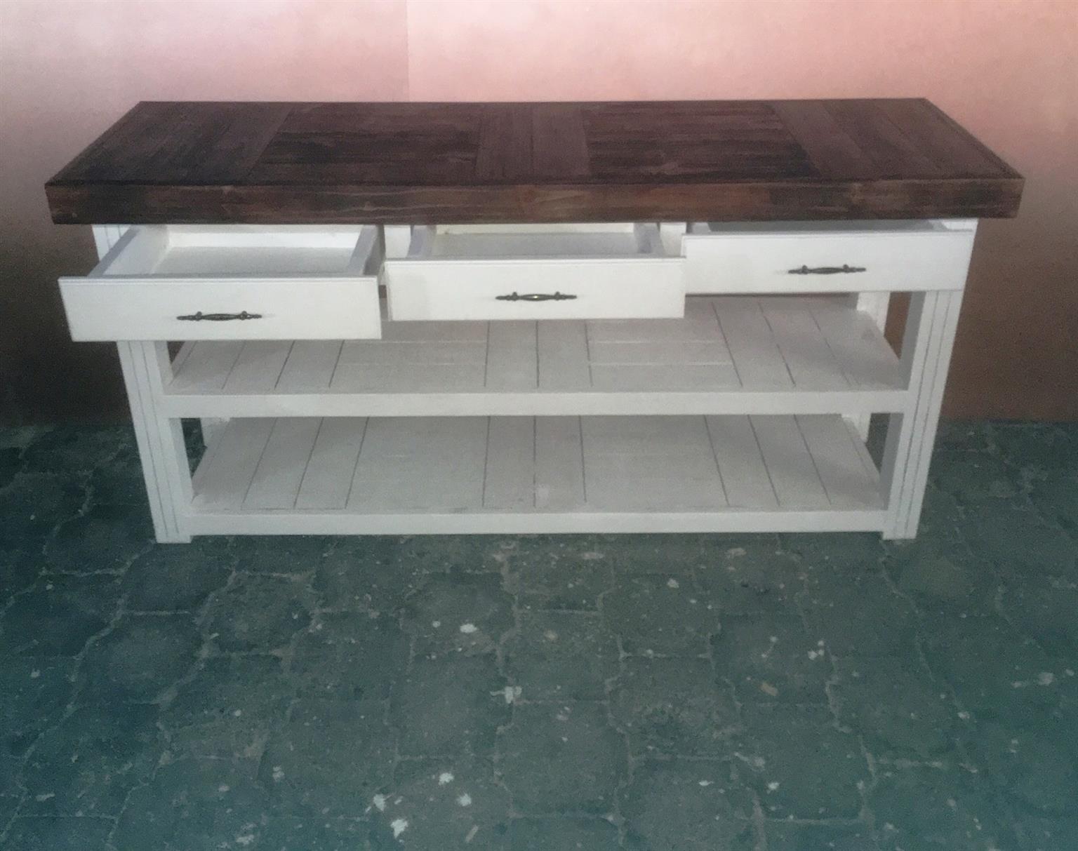 Food Server Farmhouse series 1800 with 3 drawers - extra width Two tone