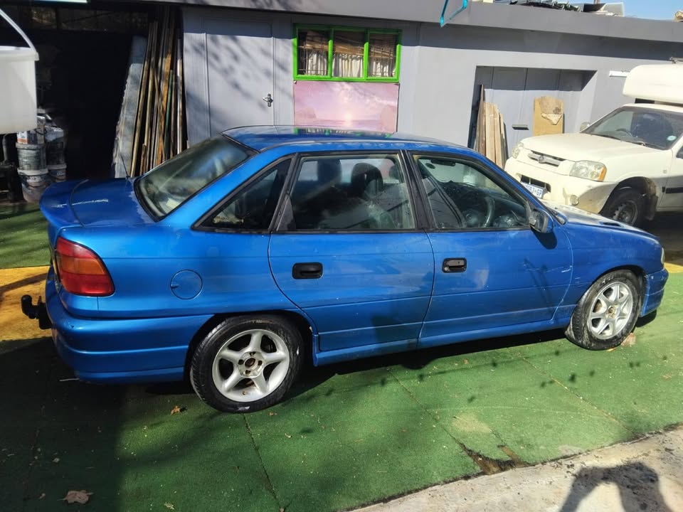 Spares for Opel astra 2.0l IS - Private Seller Spares for Opel astra 2.0l IS - Private Seller