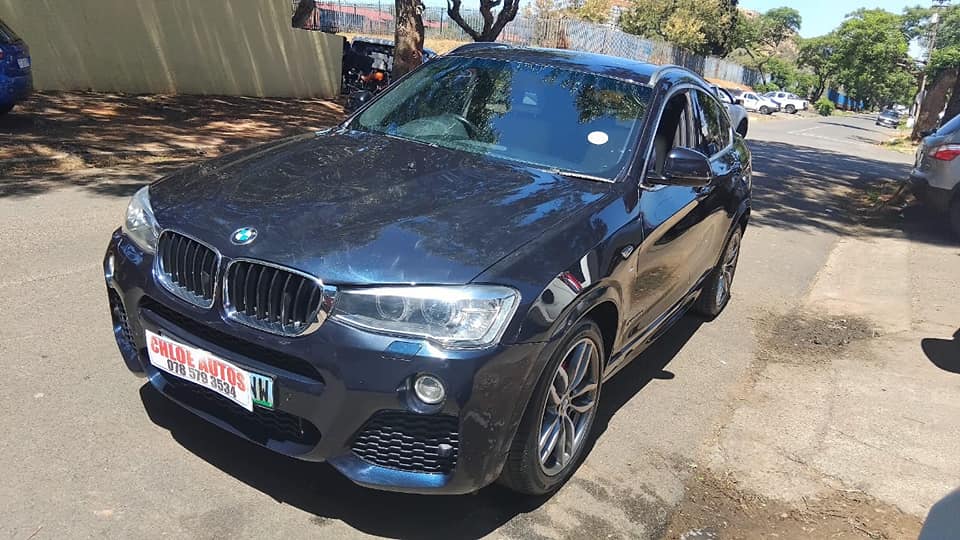 2017 BMW X4 Sdrive 20d Black, sunroof, full service history, leather interior, reverse sensor