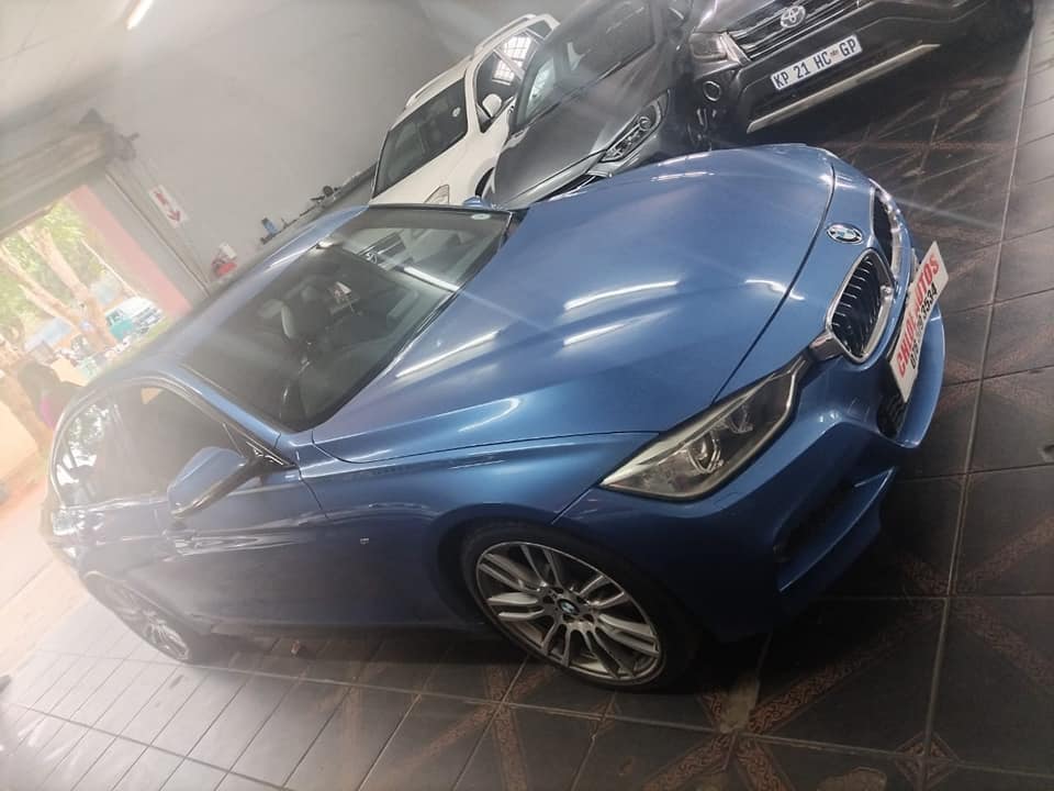 2016 BMW 3Series F30 320d MSPORT AUTOMATIC BLUE COLOR  Sunroof Leather Seat  Spare Key