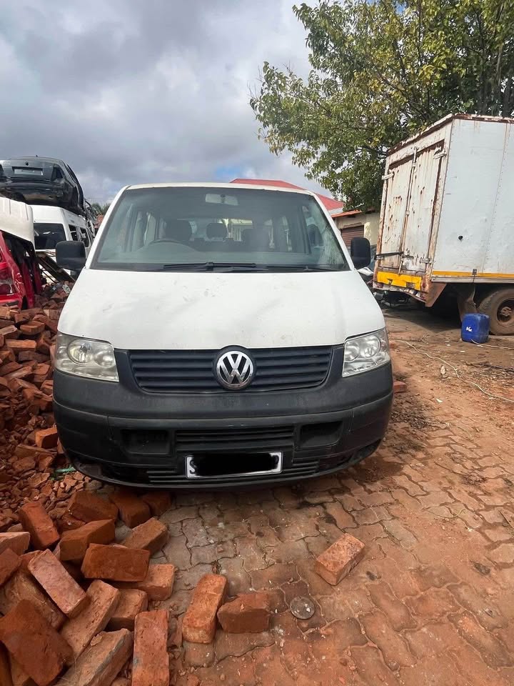 2007 VW KOMBI MANUAL SPARES - Private Seller 2007 VW KOMBI MANUAL SPARES - Private Seller