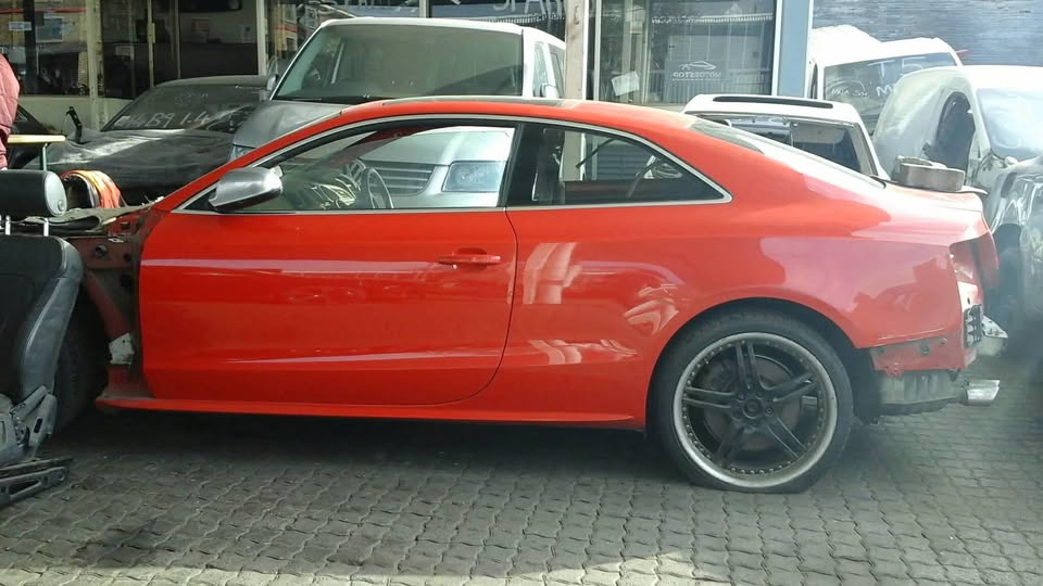 Audi s5 2 door stripping for spares whatsapp - Private Seller Audi s5 2 door stripping for spares whatsapp - Private Seller