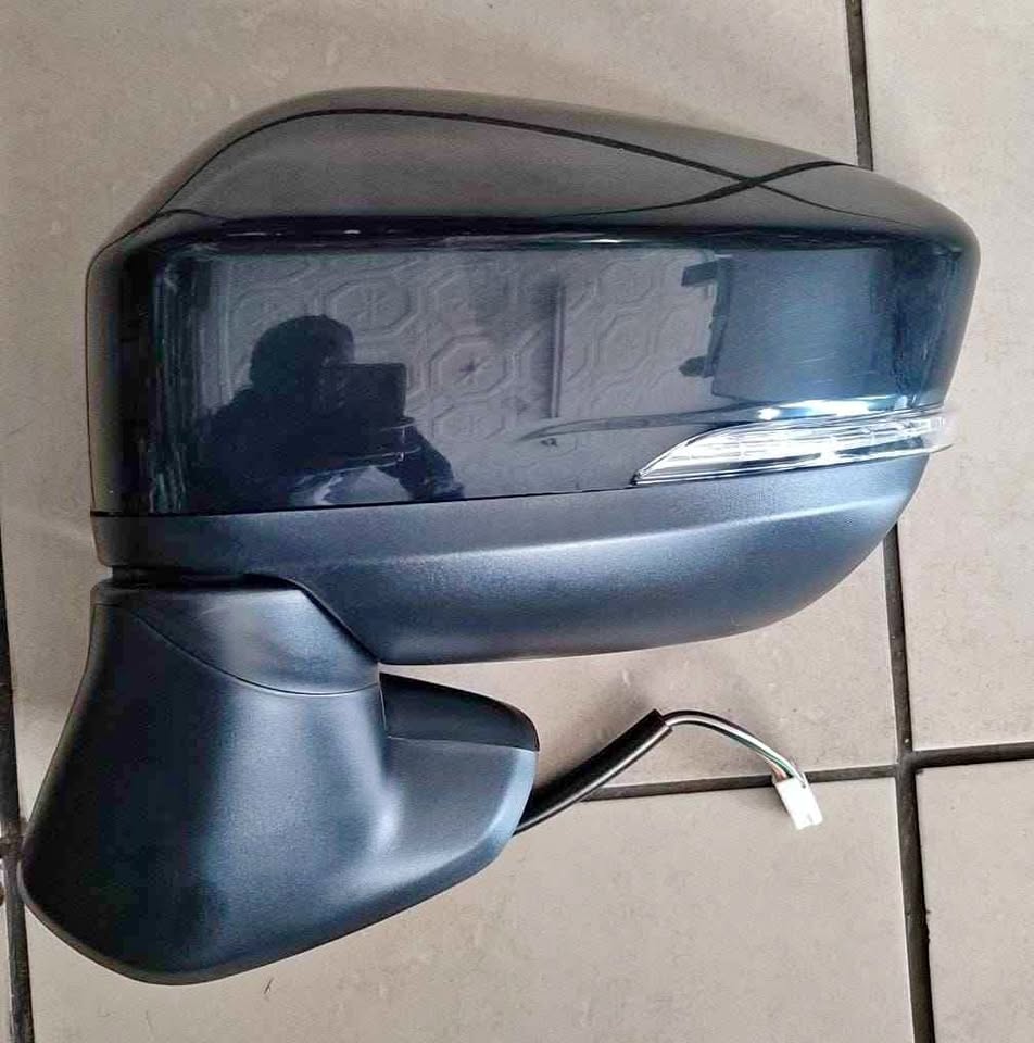 Mitsubishi Expander *L/H Door Mirror* Auto folding - Private Seller Mitsubishi Expander *L/H Door Mirror* Auto folding - Private Seller