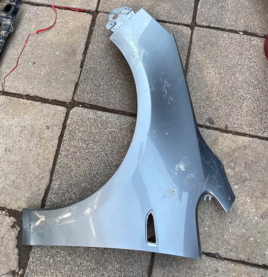 Opel Astra J fender - Private Seller Opel Astra J fender - Private Seller