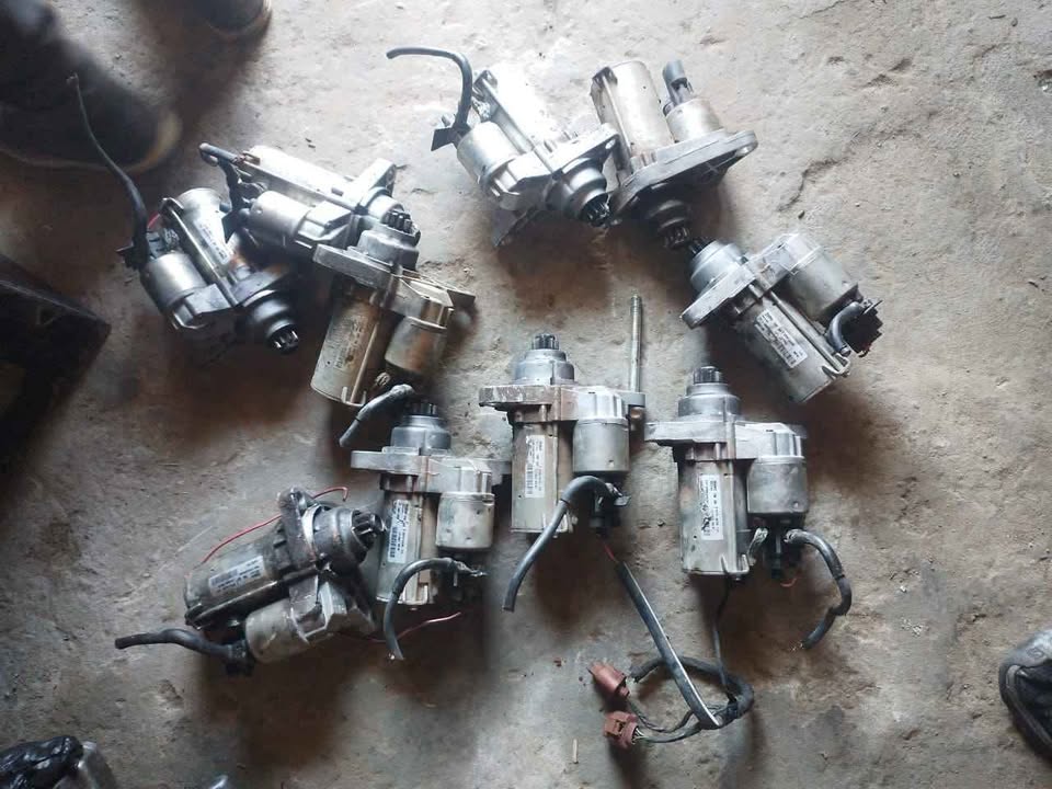 Kick starter for polo Vivo