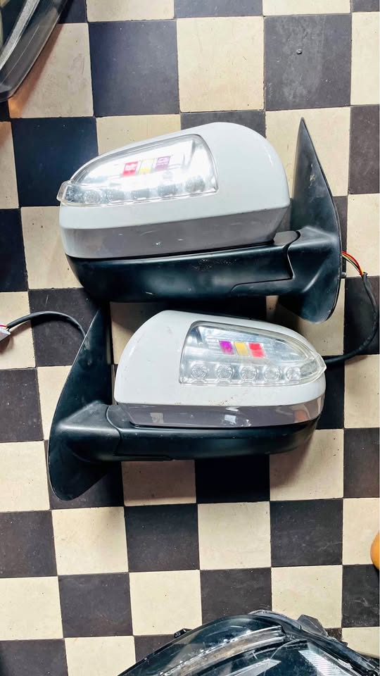 JAC T6/T8 side mirrors - Private Seller JAC T6/T8 side mirrors - Private Seller
