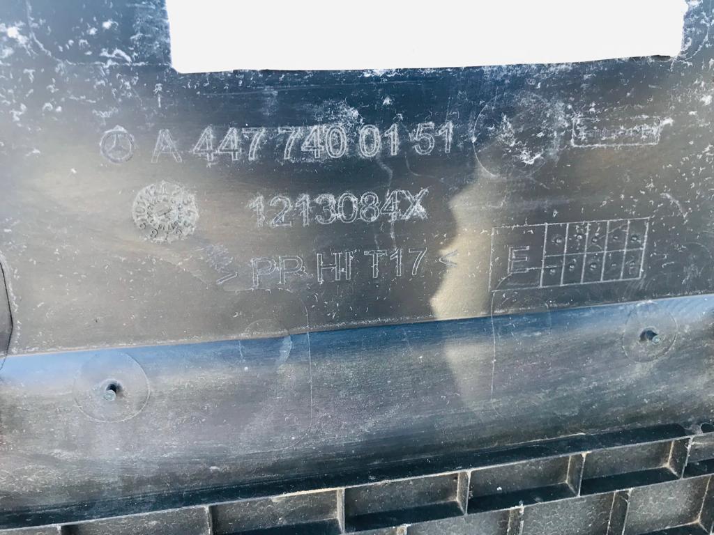Mercedes Benz W447 Viano tailgate cover - Private Seller Mercedes Benz W447 Viano tailgate cover - Private Seller